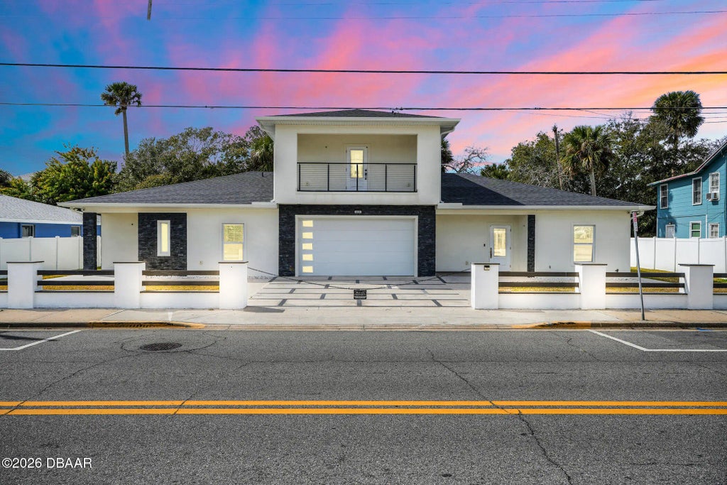 223 N Peninsula Drive, Daytona Beach