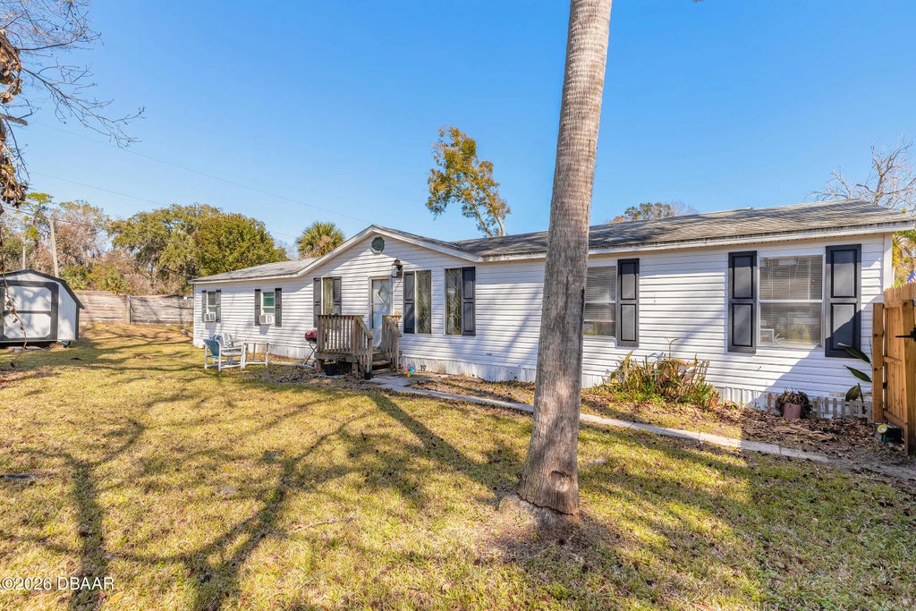 1058 N Green Acres Circle, South Daytona