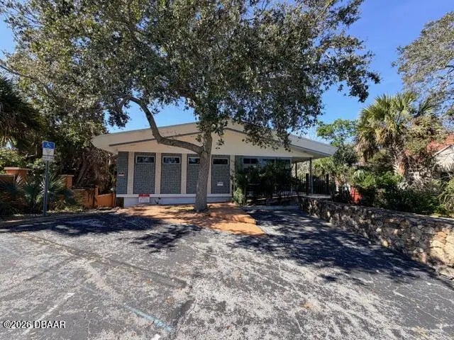 523 N Peninsula Drive, Daytona Beach