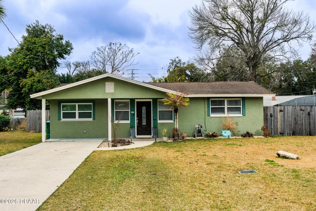 728 N Flamingo Drive, Holly Hill