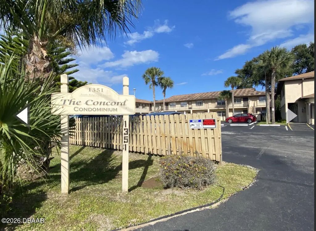 1351 S Ridgewood Avenue, Daytona Beach