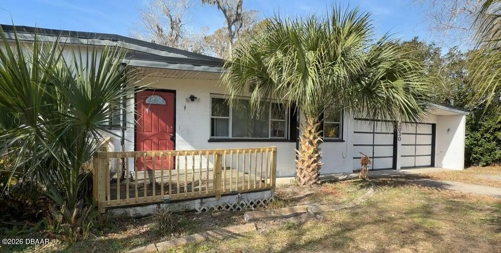 2030 Magnolia Avenue, South Daytona