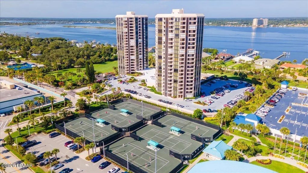 1 Oceans West Boulevard, Daytona Beach Shores