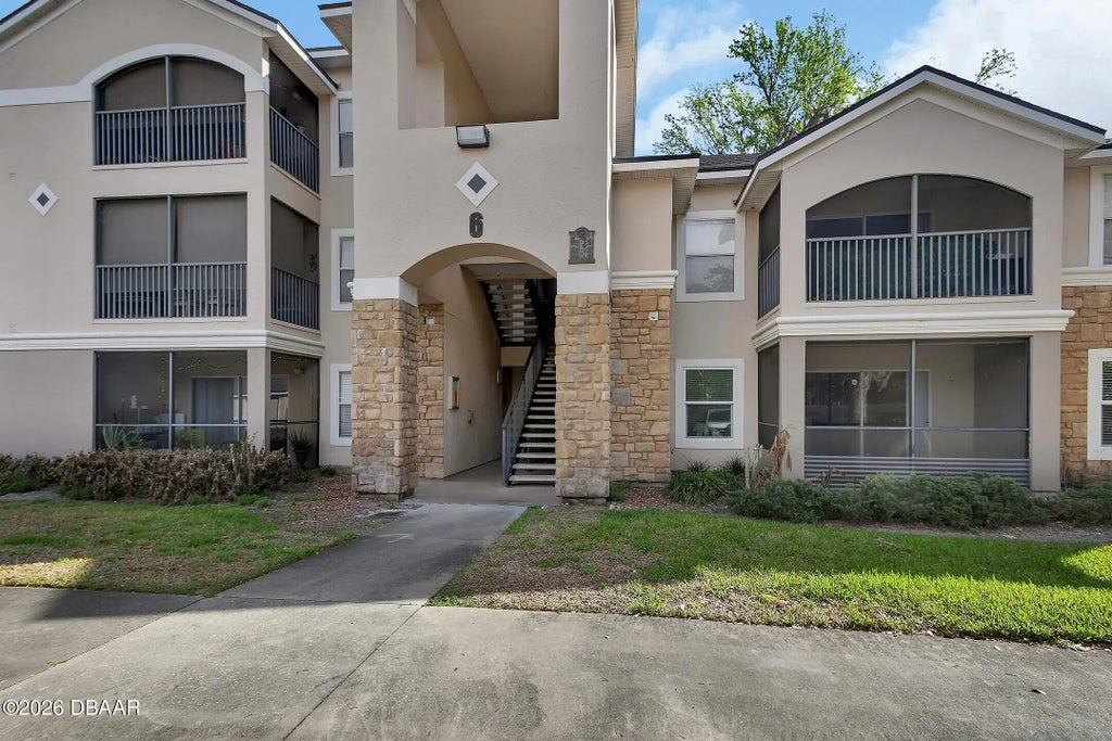 940 Village Trail, Port Orange