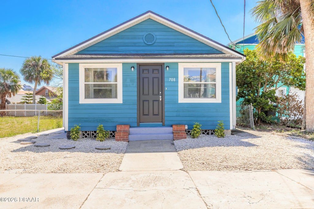708 Davis Street, Daytona Beach