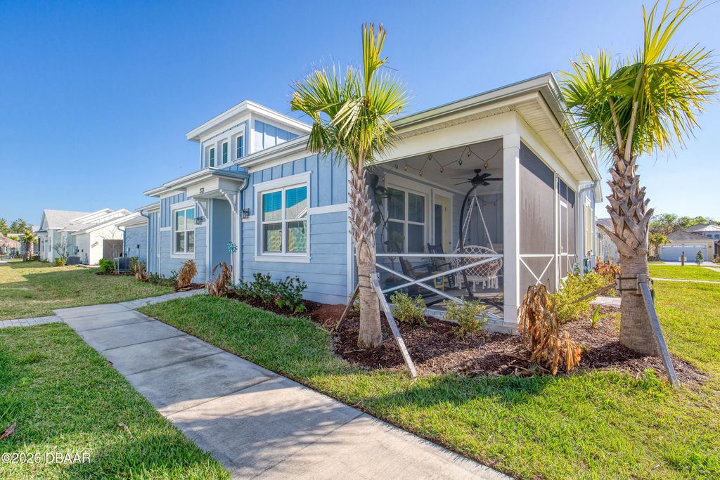 373 Hang Loose Way, Daytona Beach