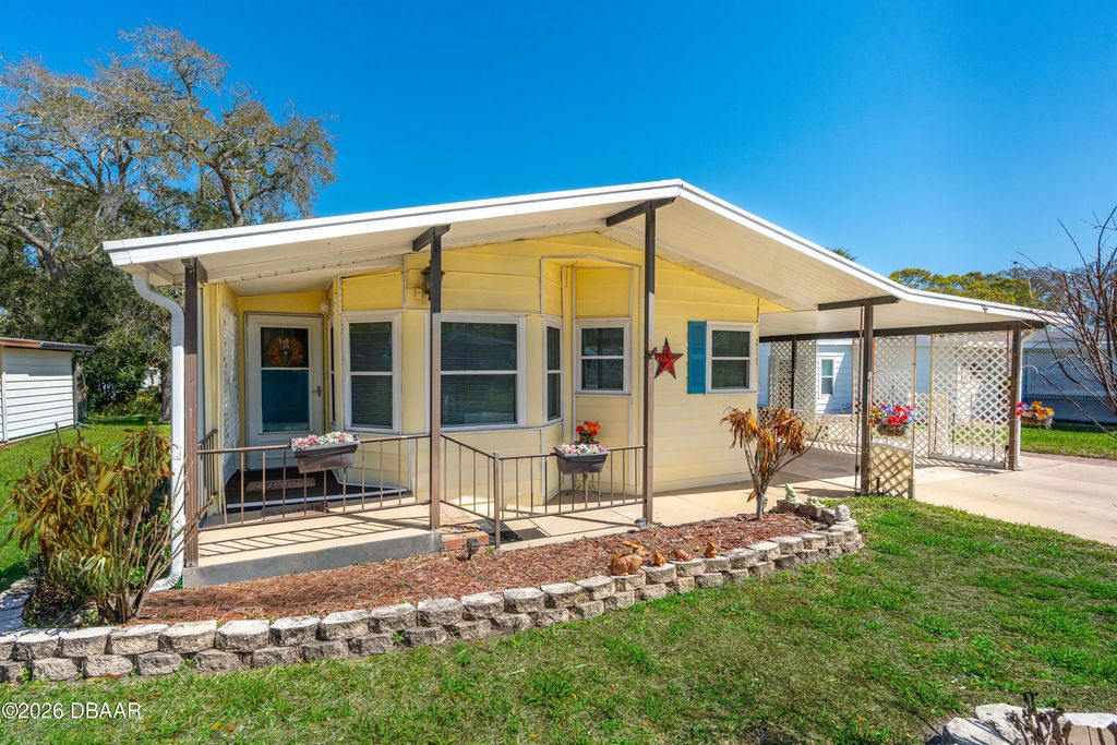 217 Schooner Avenue, Edgewater