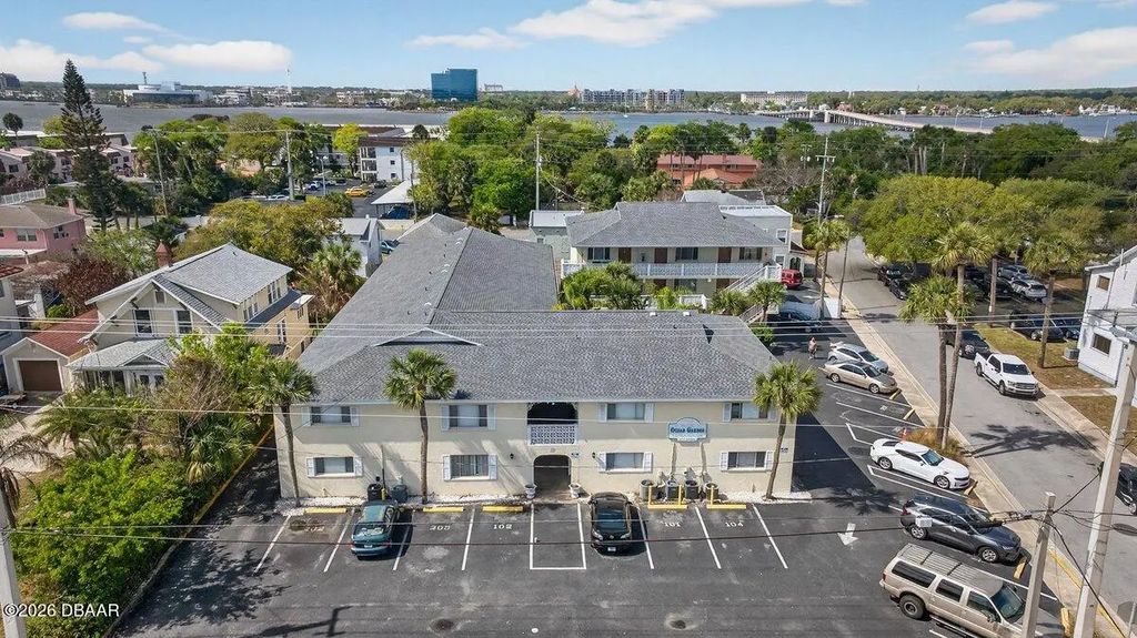 102 S Peninsula Drive, Daytona Beach