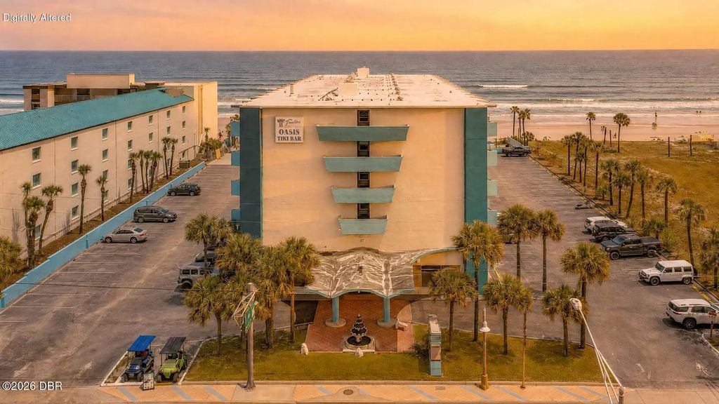 313 S Atlantic Avenue, Daytona Beach