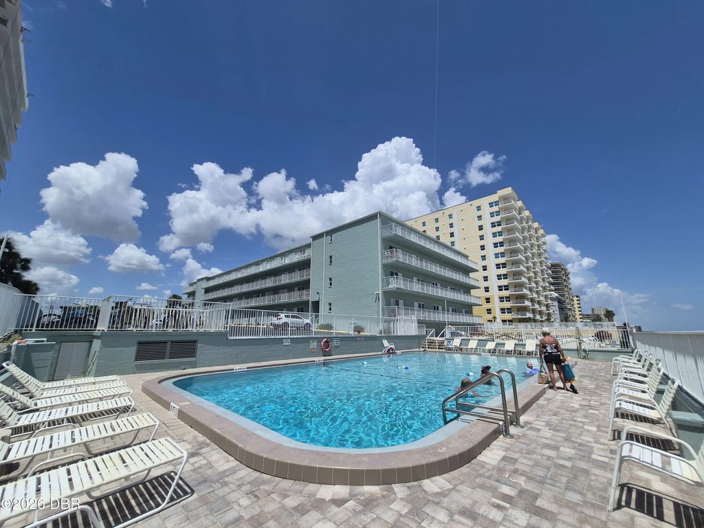 3727 S Atlantic Avenue, Daytona Beach Shores