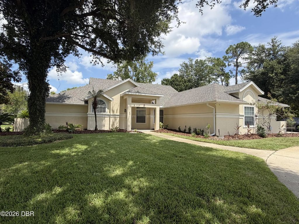 5 Lake Isle Way, Ormond Beach