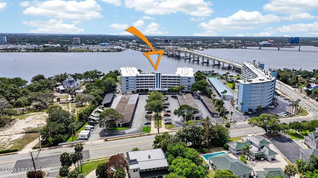 1224 S Peninsula Drive, Daytona Beach