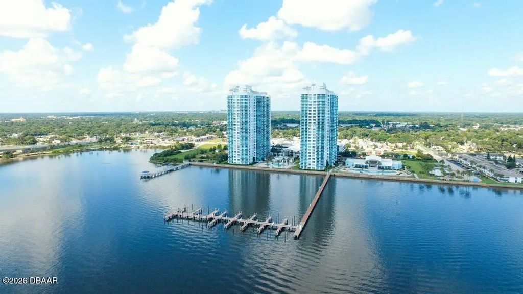 231 Riverside Drive, Holly Hill