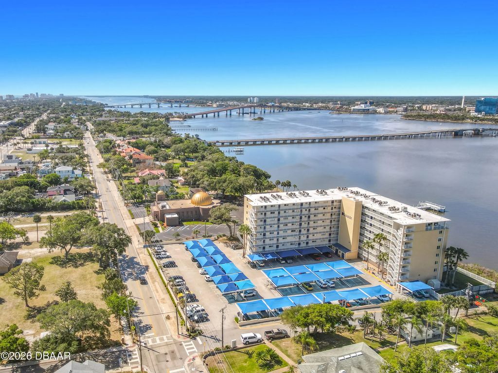 145 N Halifax Avenue, Daytona Beach