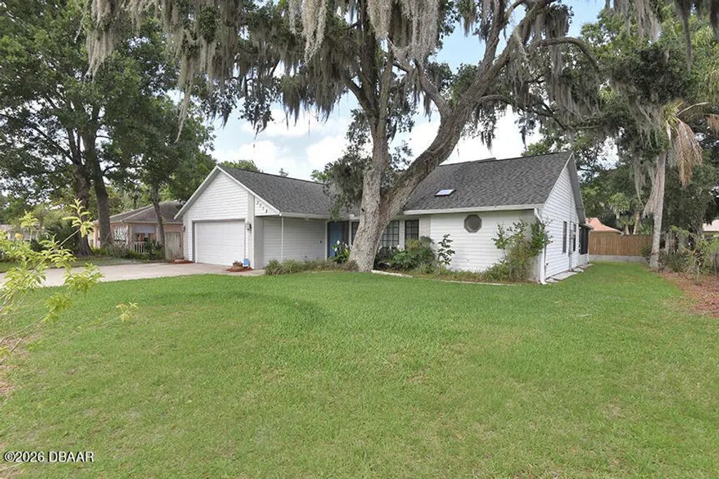 2213 Pine Tree Drive, Edgewater