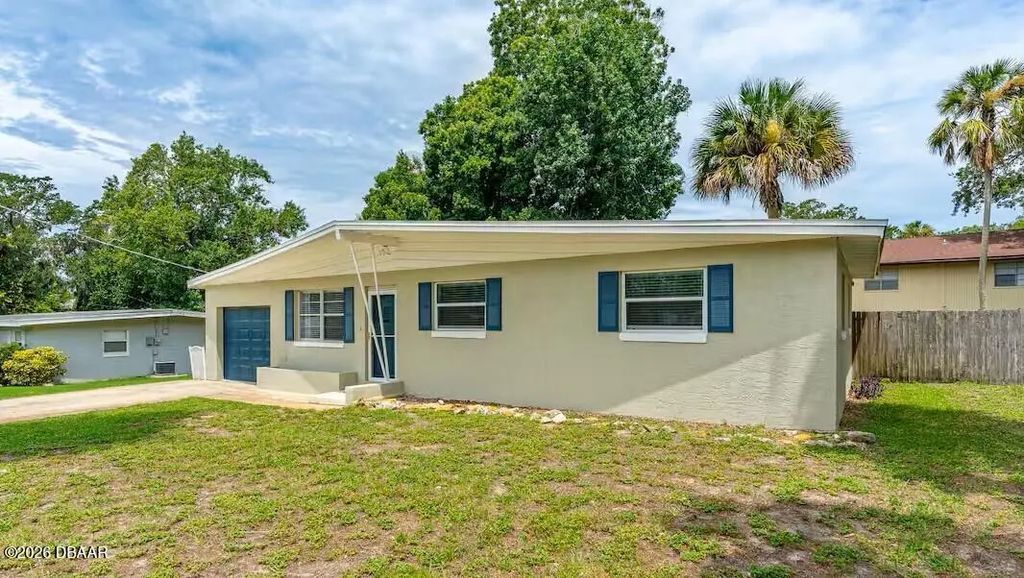 328 Slayton Avenue, South Daytona
