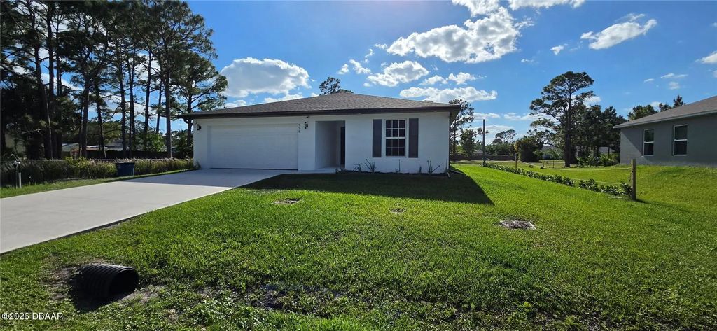 558 Tasco Avenue Sw, Palm Bay