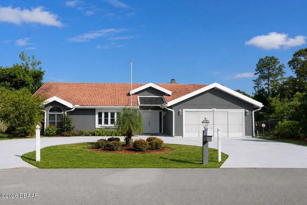 10 Falls Place, Palm Coast