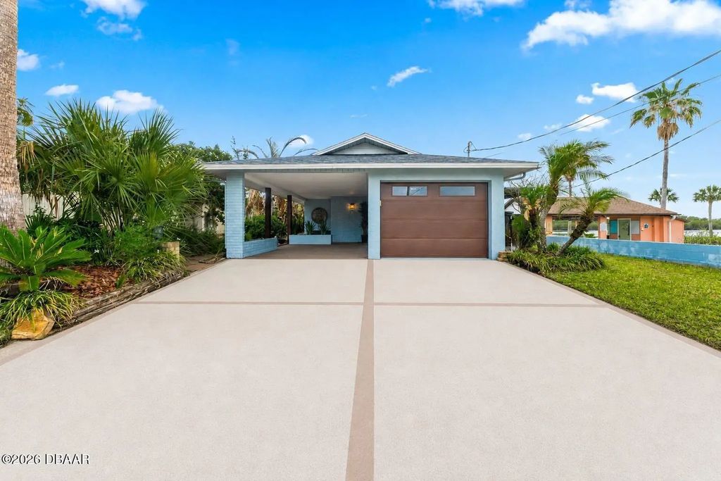 29 Pelican Lane, Edgewater