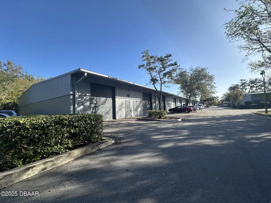 413 Oak Place, Port Orange