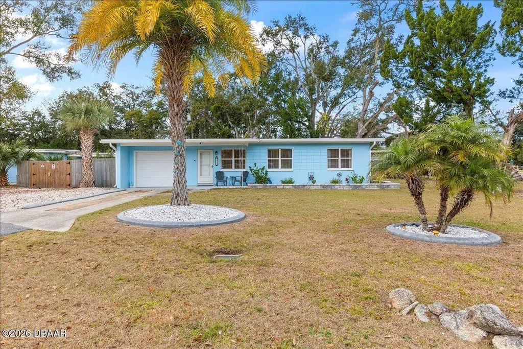 450 Card Avenue, Holly Hill