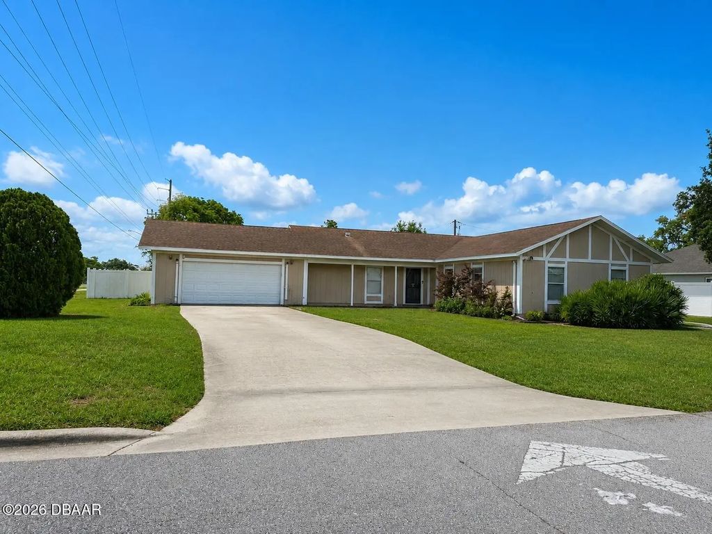 1540 Jupiter Avenue, Deltona