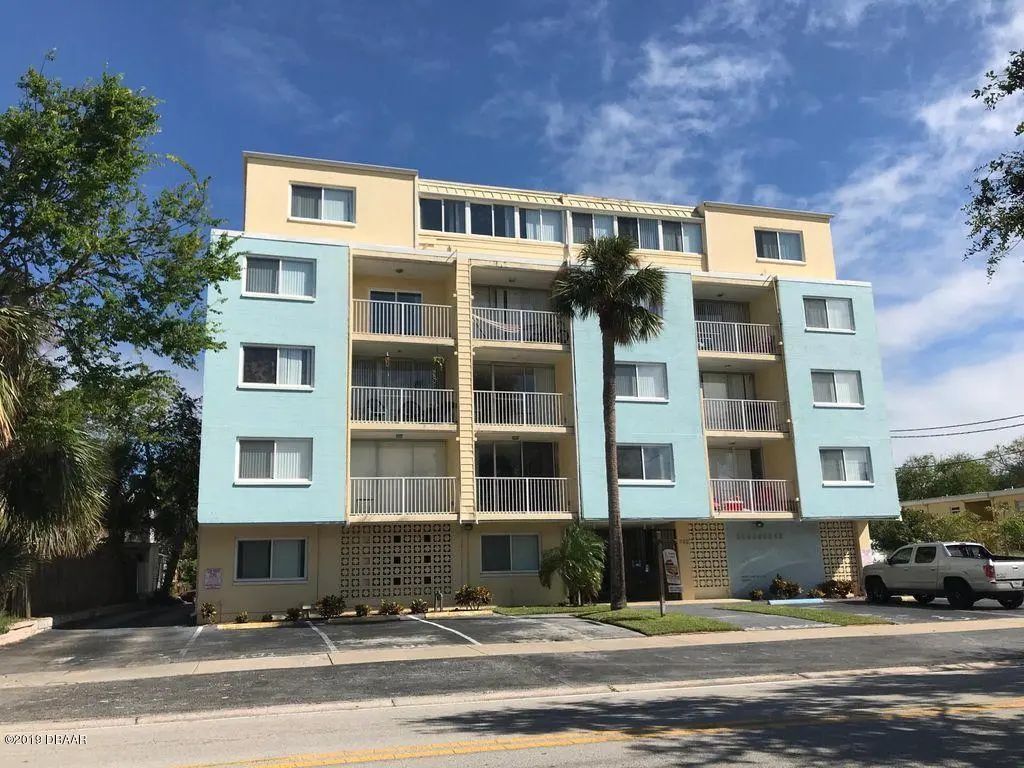 732 N Halifax Avenue, Daytona Beach