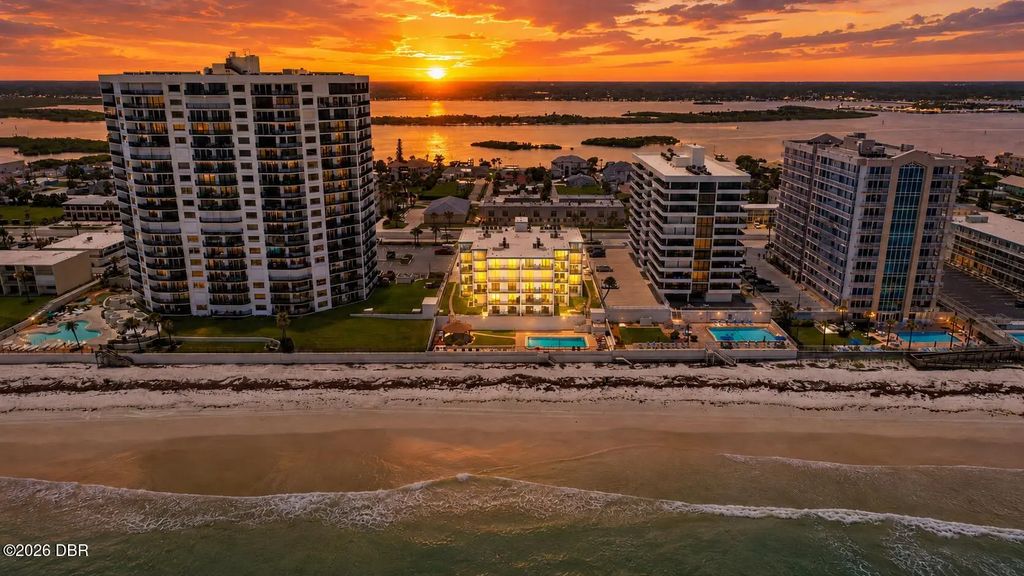 3747 S Atlantic Avenue, Daytona Beach Shores