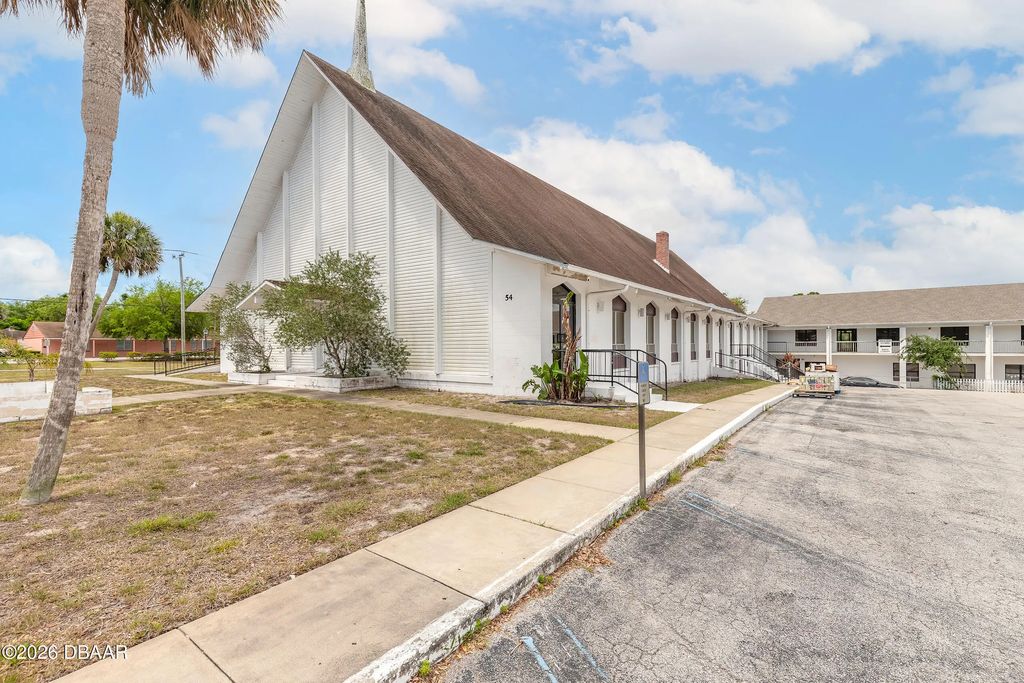 54 S Ridgewood Avenue, Ormond Beach