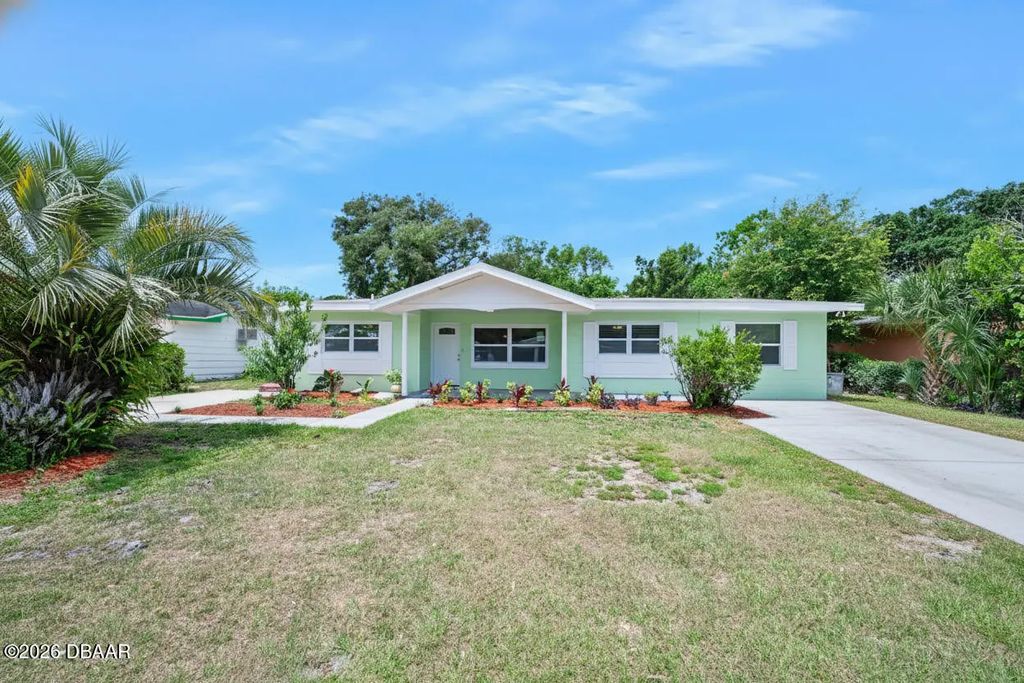 1112 Lakewood Park Drive, Daytona Beach