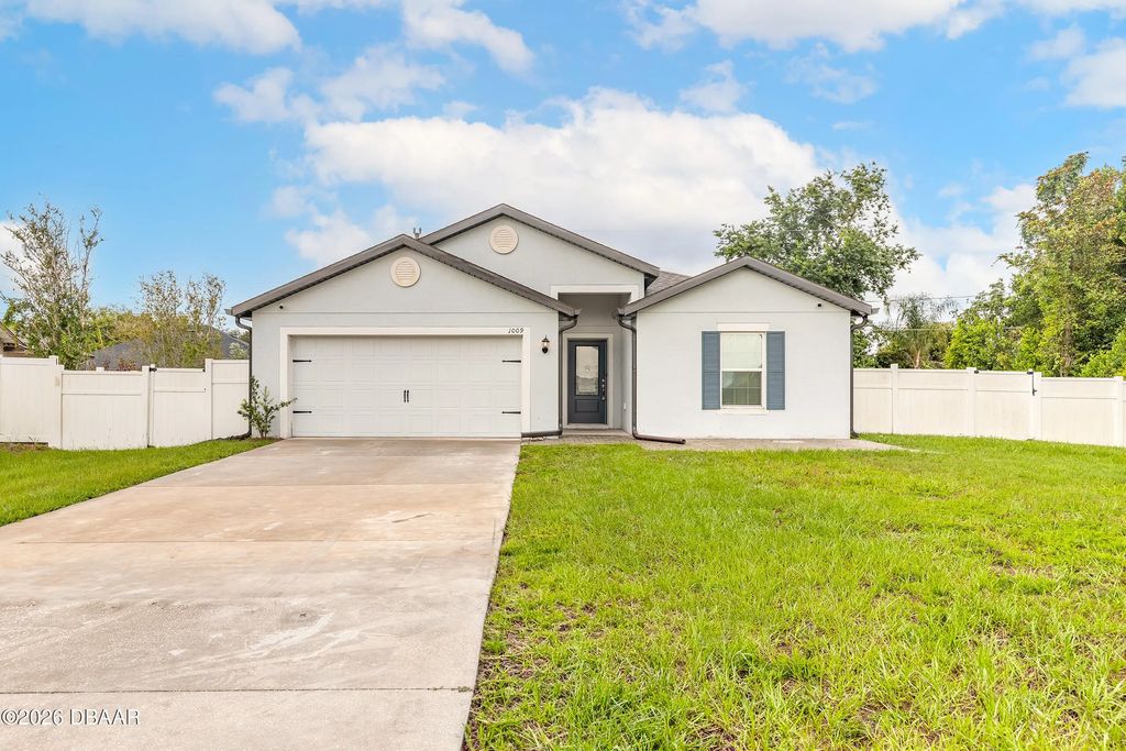 1009 Rosetta Drive, Deltona