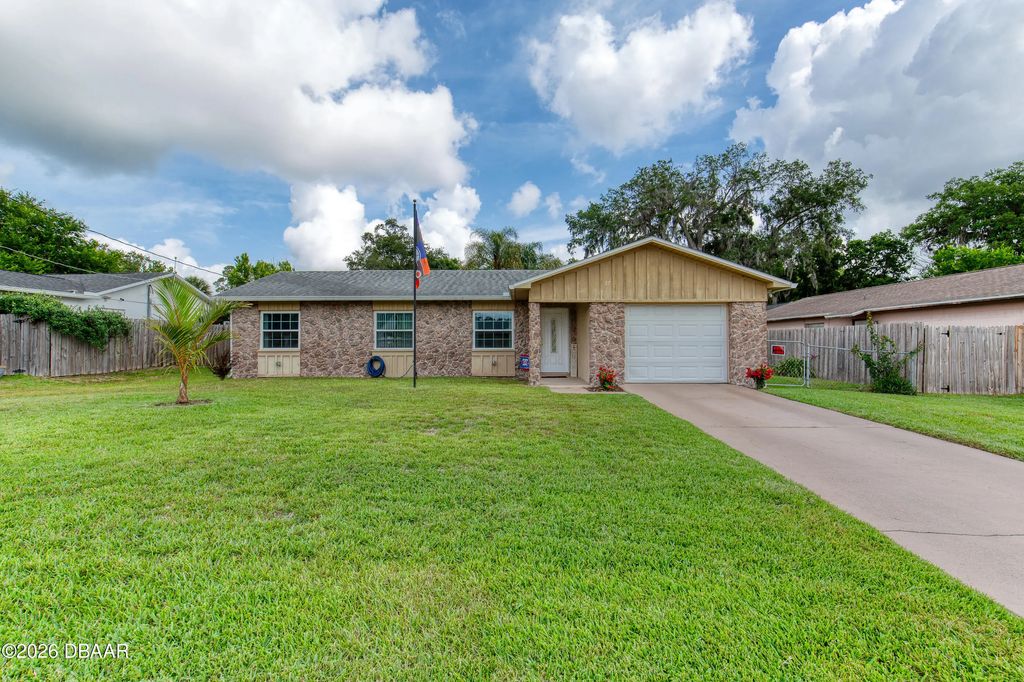 57 Laurel Oaks Circle, Ormond Beach