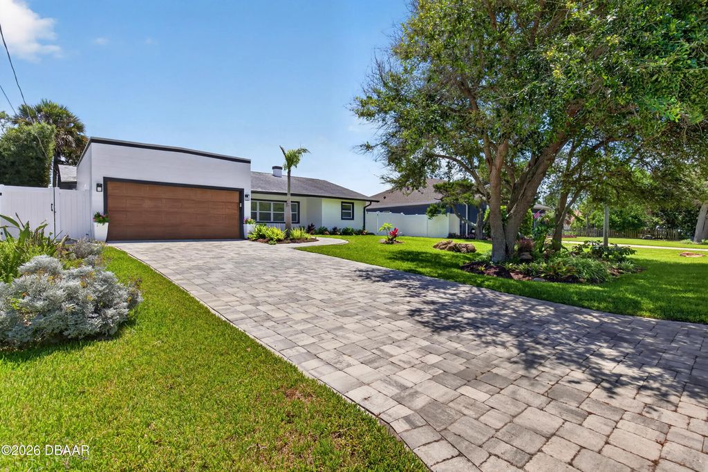4715 Montrose Avenue, Ponce Inlet