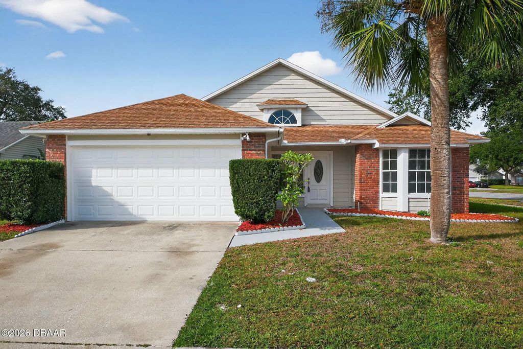 233 S Aberdeen Circle, Sanford