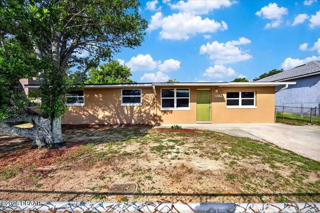 1262 Essex Road, Daytona Beach