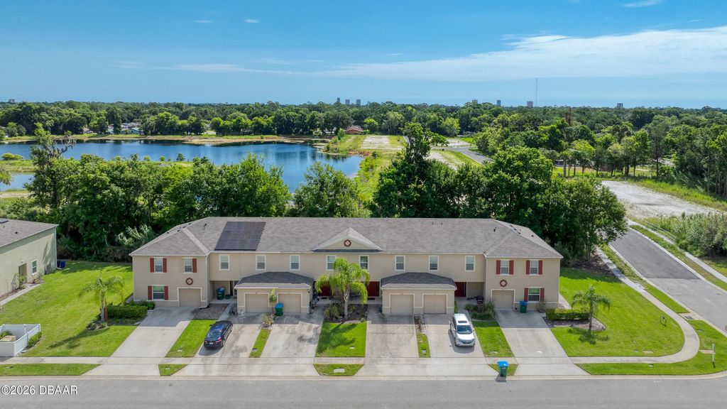 1615 Primo Court, Holly Hill