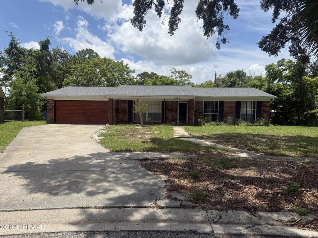 636 Williamsburg Drive, Daytona Beach