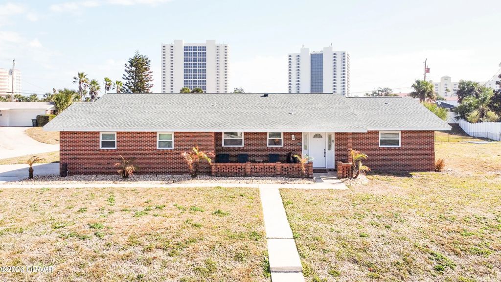 2601 S Peninsula Drive, Daytona Beach