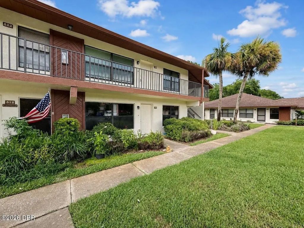 108 Lacosta Lane, Daytona Beach