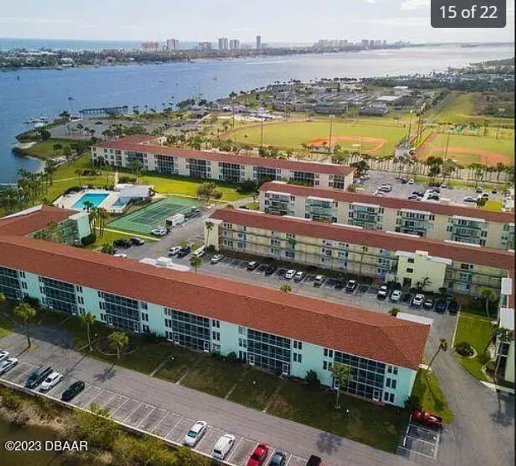 719 S Beach Street, Daytona Beach