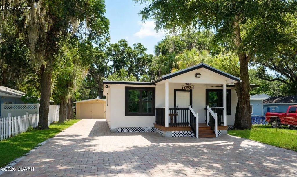 817 Magnolia Avenue, Holly Hill