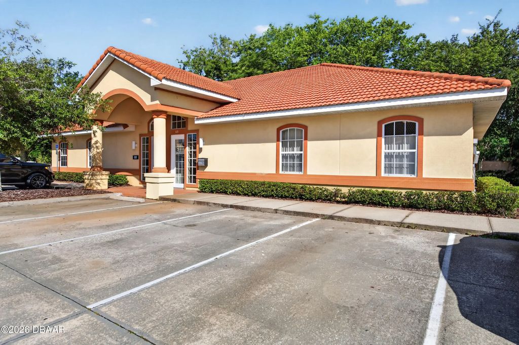 1275 W Granada Boulevard, Ormond Beach