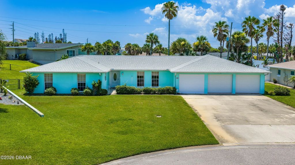 228 Wedgewood Circle S, Ormond Beach