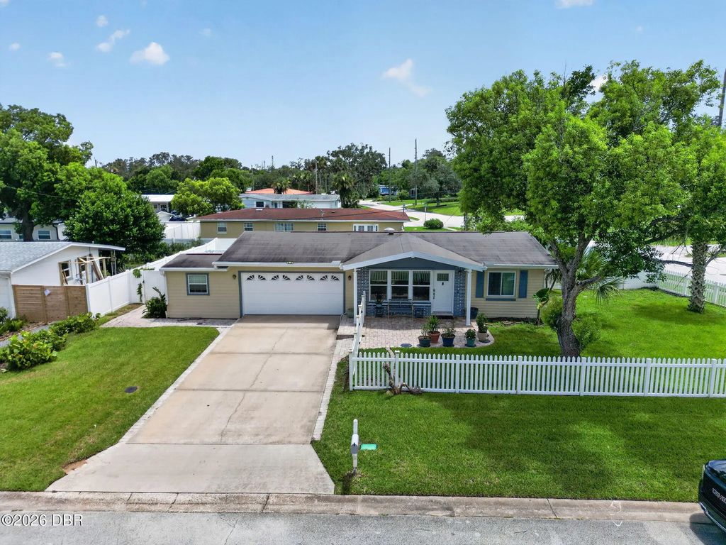 102 N Capri Drive, Ormond Beach