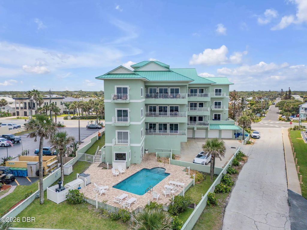 423 S Atlantic Avenue, New Smyrna Beach