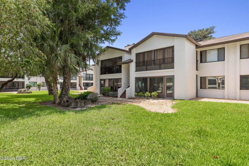 1 Tomoka Oaks Boulevard, Ormond Beach