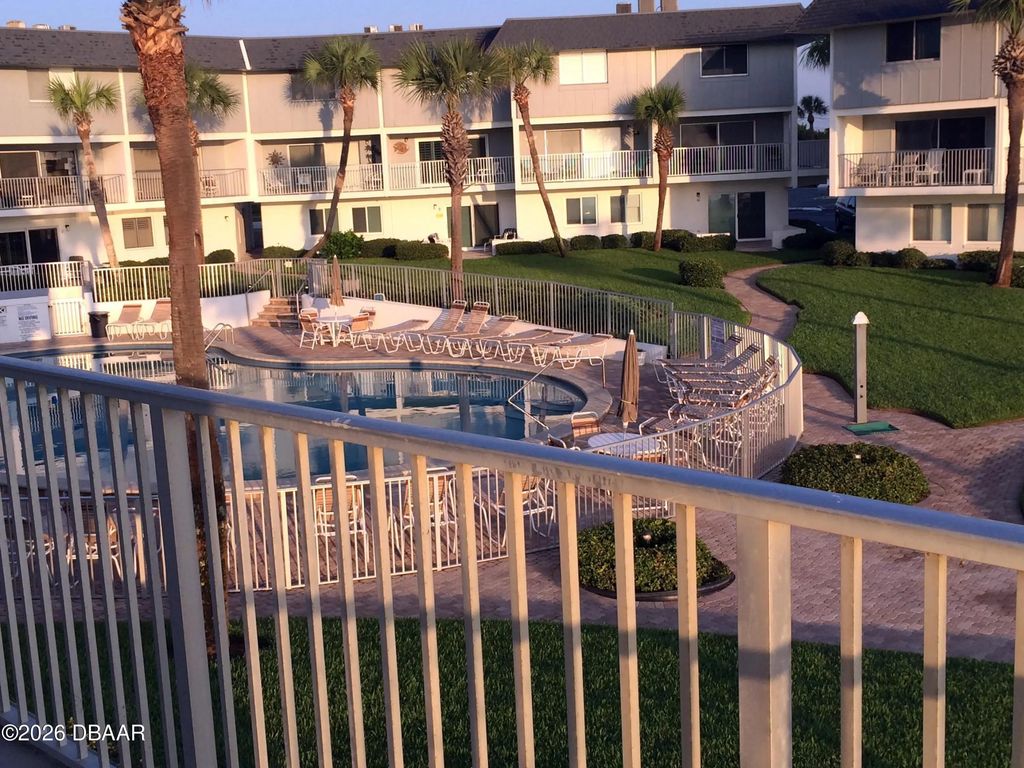 815 Ocean Shore Boulevard, Ormond Beach