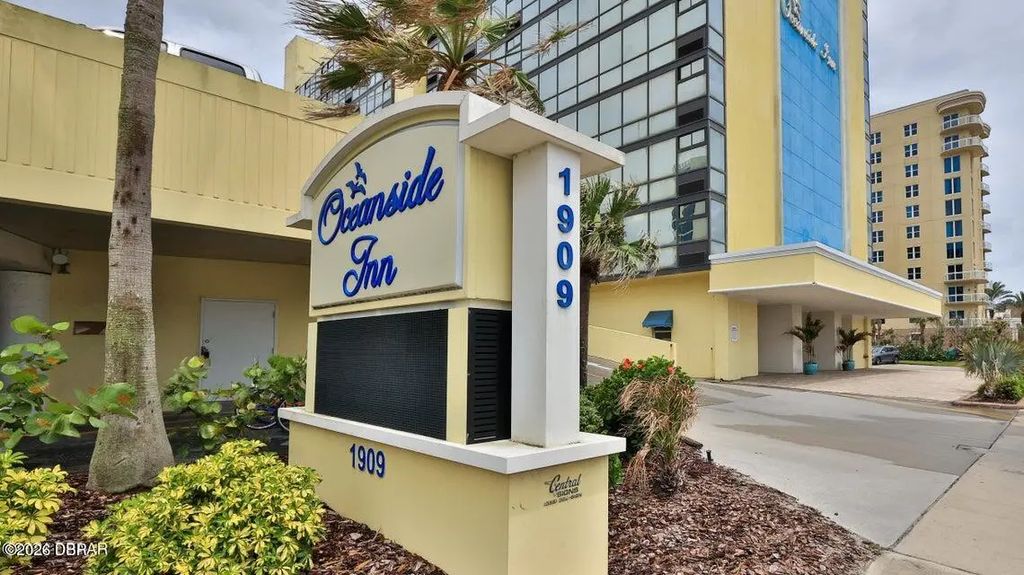 1909 S Atlantic Avenue, Daytona Beach Shores
