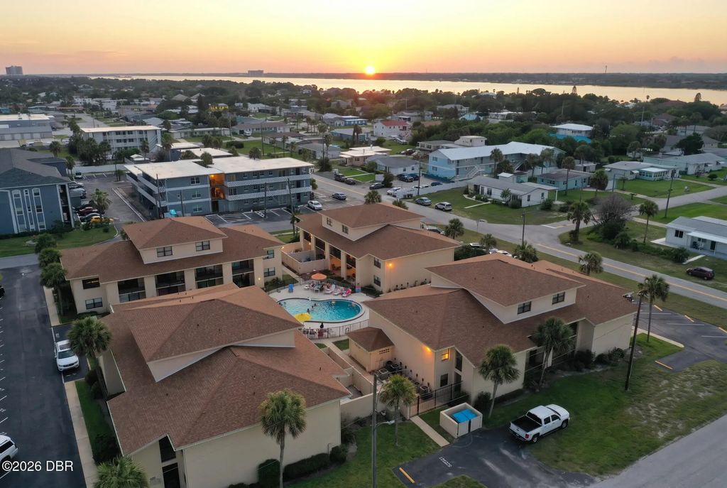 100 Grant Avenue, Daytona Beach Shores