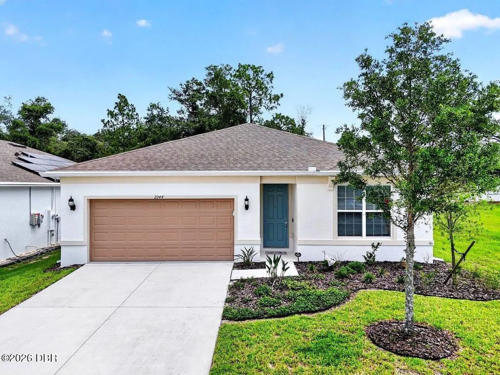 2044 Canopy Terrace Boulevard, DeLand